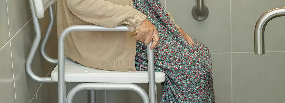 Custom Handicap Bathroom Remodeling in Saguenay, QC