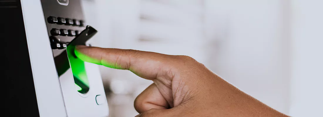 Smart Gate Locks with Remote Access Features in Saguenay, QC