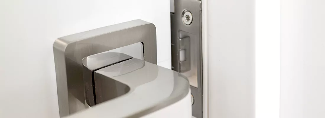 Seamless Integration of Magnetic Locks with Access Control Systems in Saguenay, QC